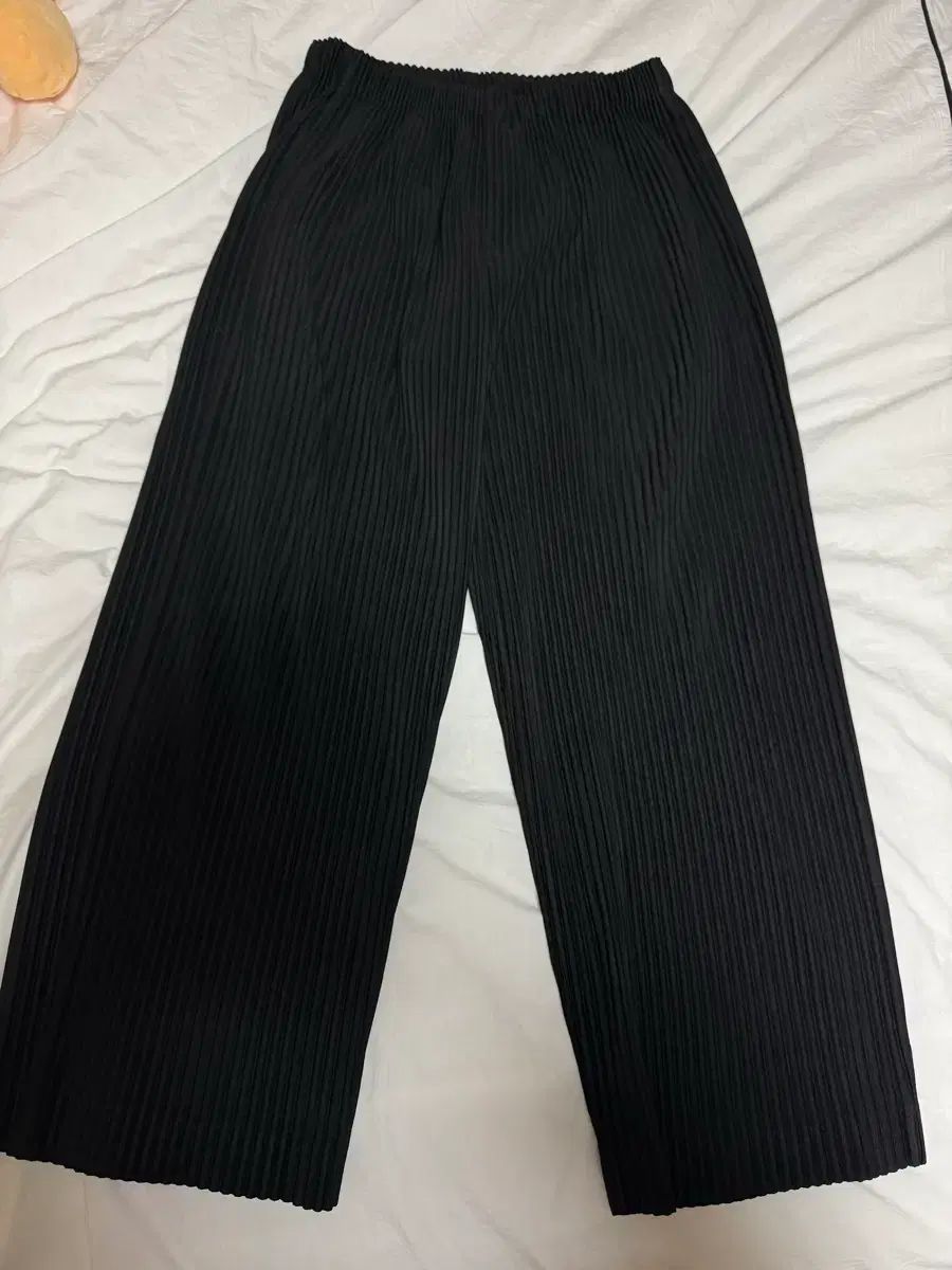 オムプリッセ ルーズフィット ストレート パンツ