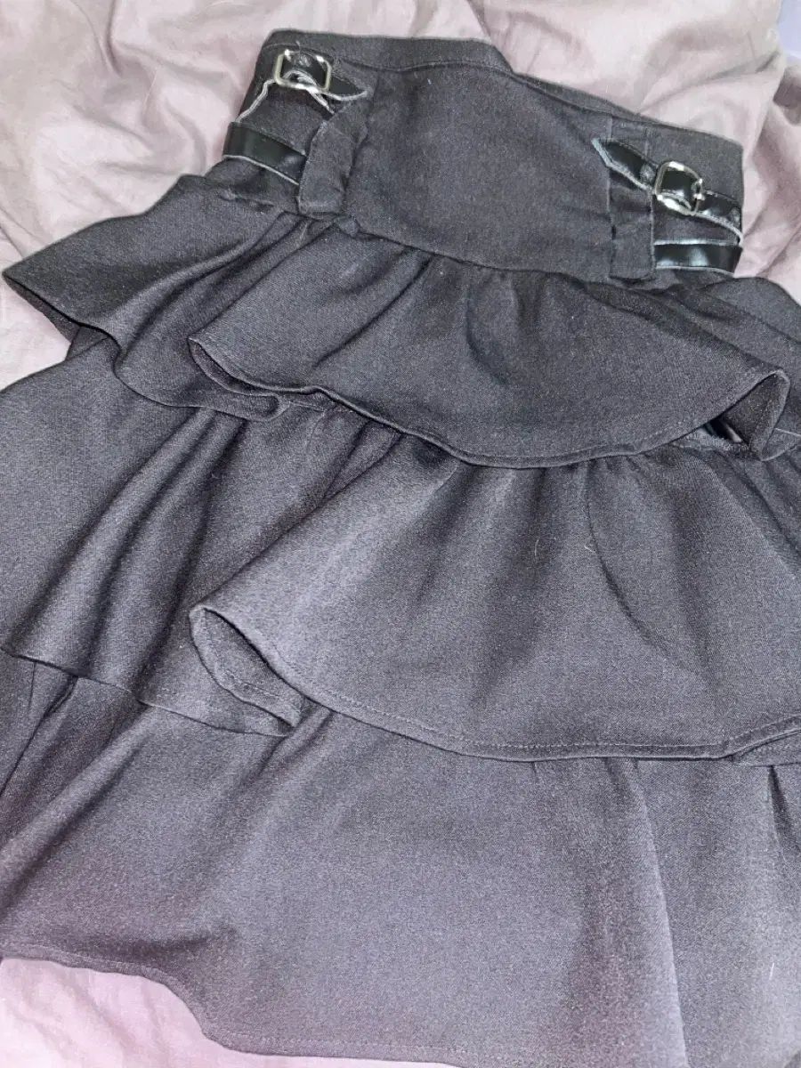 PIUM クロスベルト ティアード ミニスカート オフィスカジュアル その他 