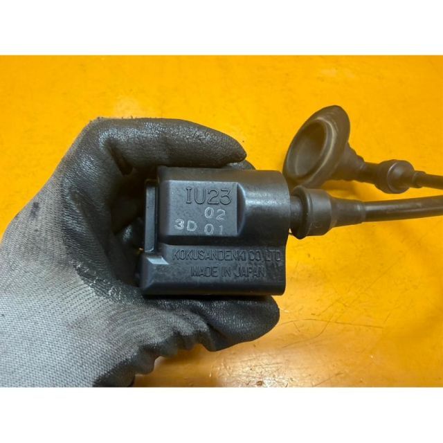 YZ 30526]スズキ SUZUKI セピア CA1HC-115 イグニッションコイル 中古