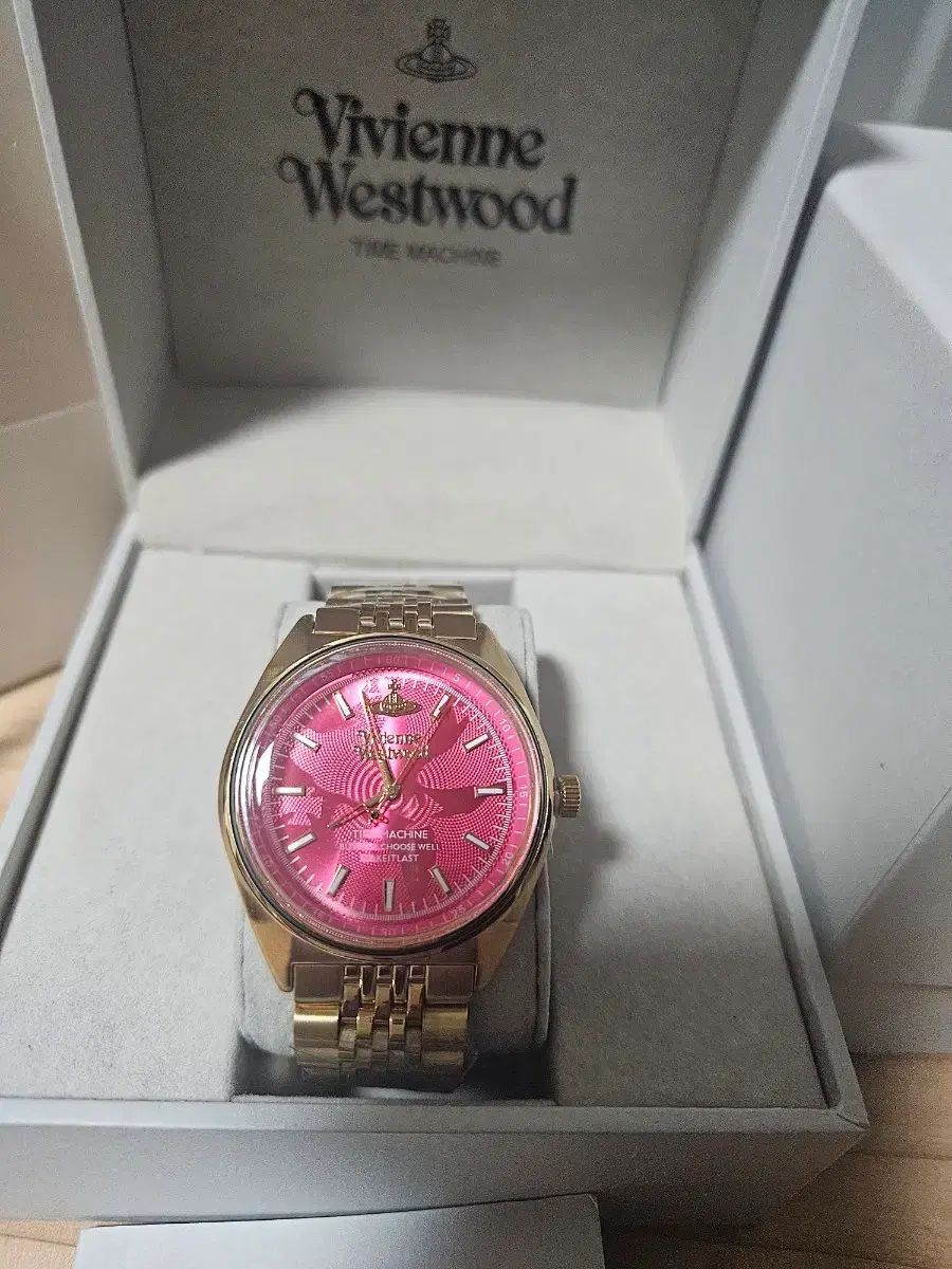 Vivienne Westwood ゴールド ピンク 時計