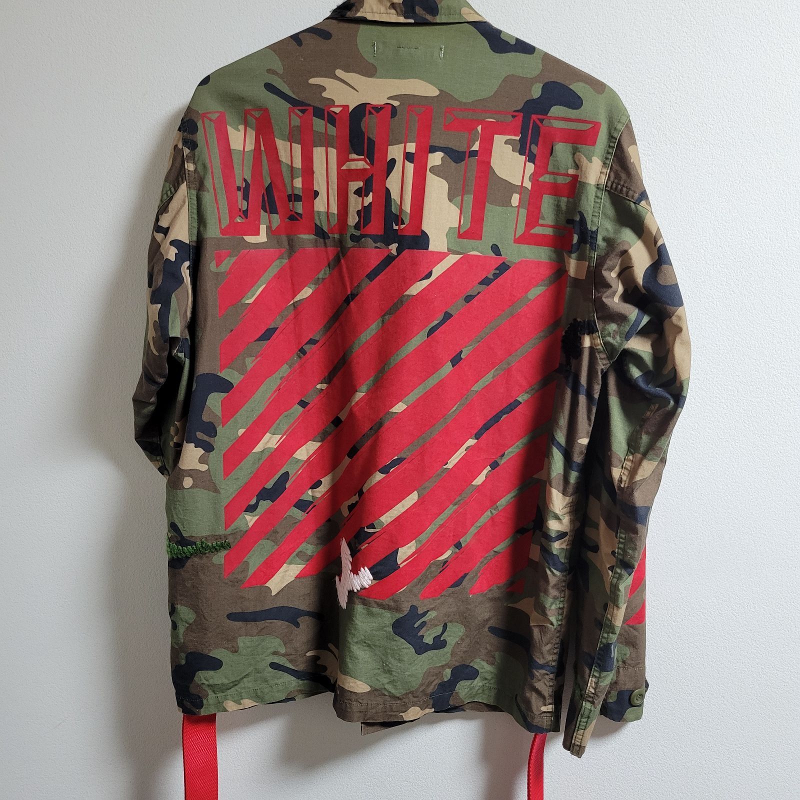 ジャスティンビーバー着用モデル OFF-WHITE オフホワイト 迷彩 ミリタリー シャツジャケット カモ柄 バックプリント XS