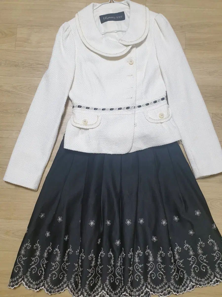 ロマンティック SOUPツイード ジャケット フラワー スカート セット