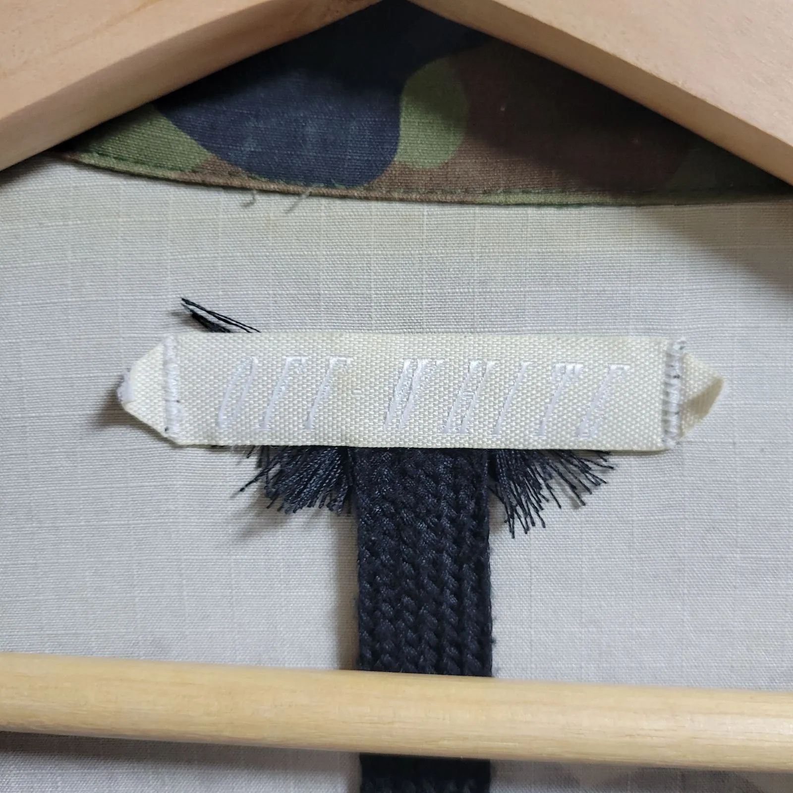 OFF-WHITE オフホワイト 迷彩 ミリタリー シャツジャケット カモ柄 