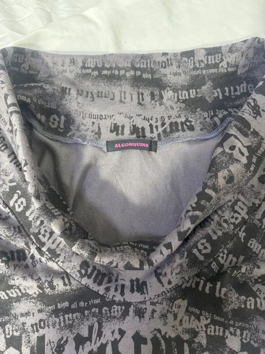 クイーンズ レタリング