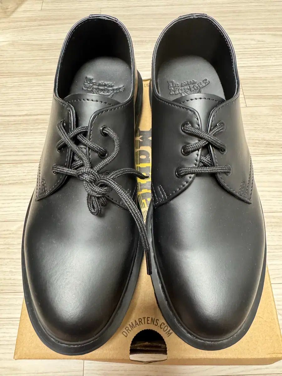 DR MARTENS ドクターマーチン モノ 1461 ブラック 250