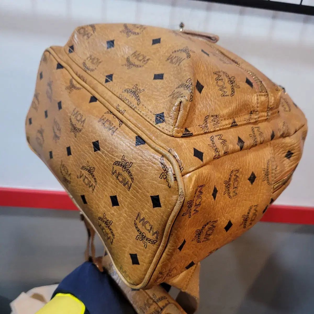 ヴィセトス スタッズ