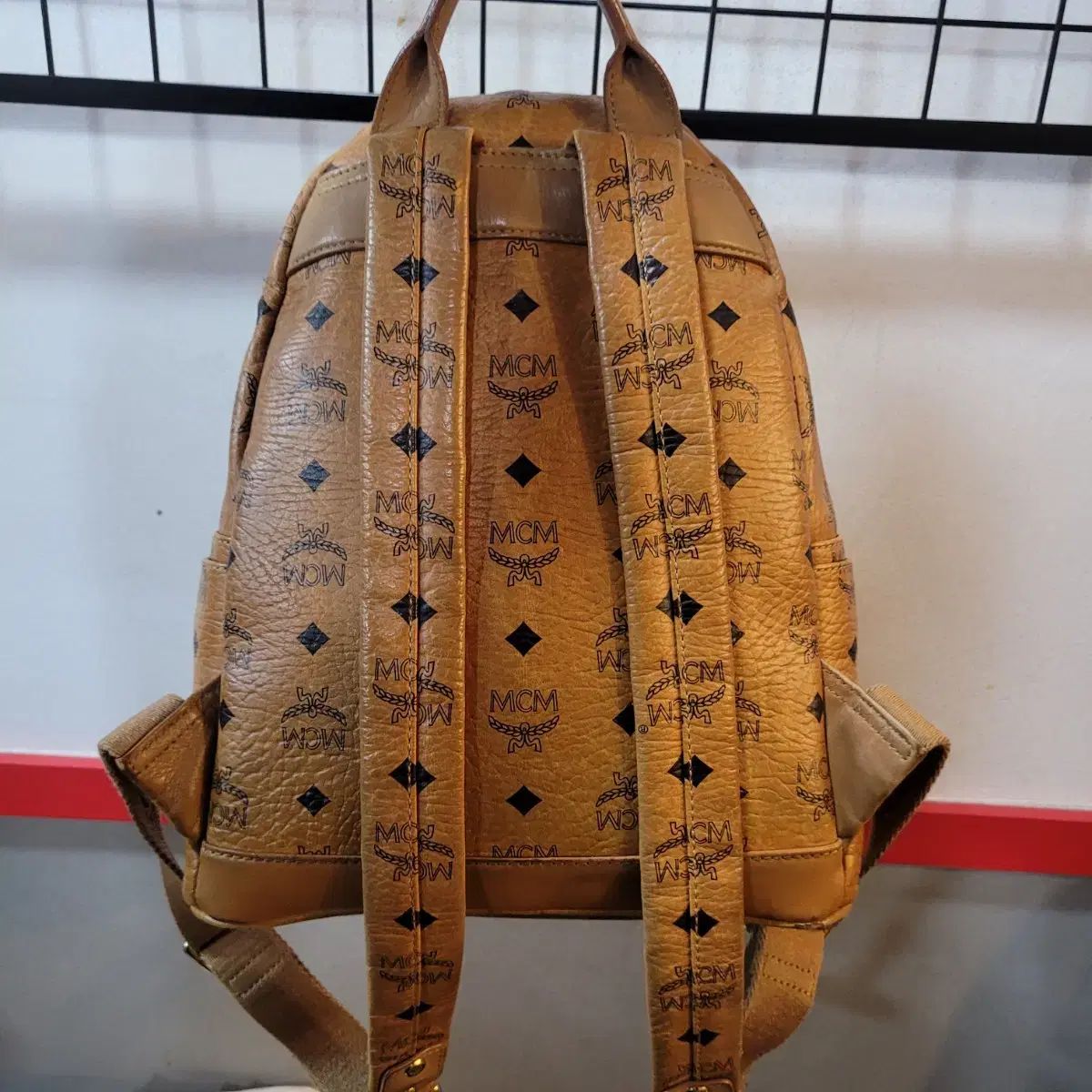 ヴィセトス スタッズ