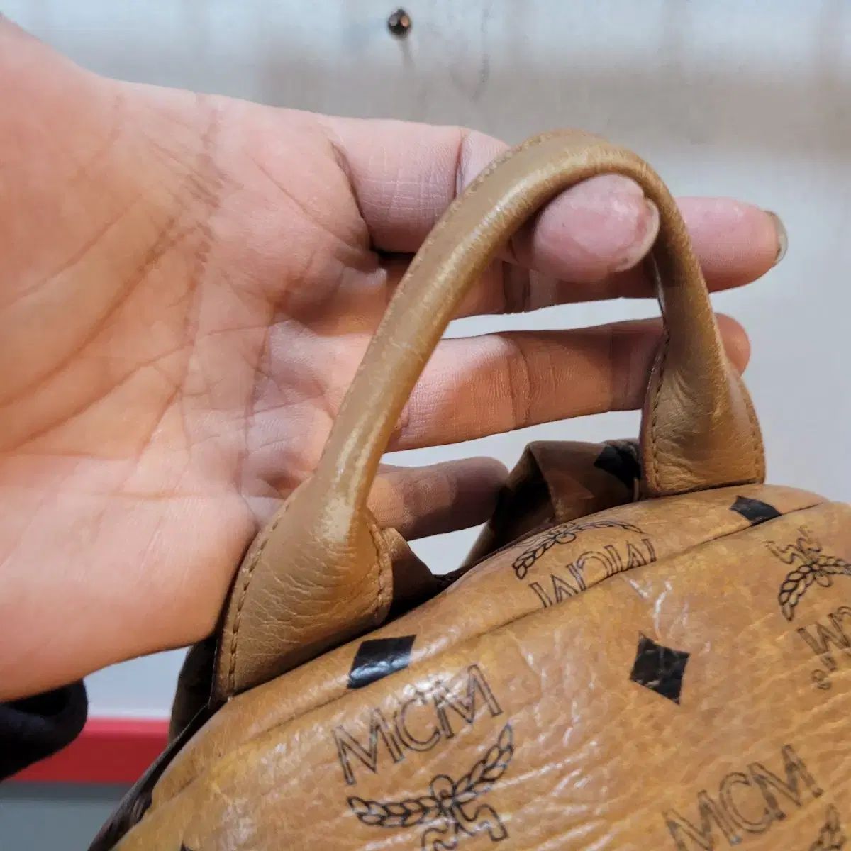 ヴィセトス スタッズ