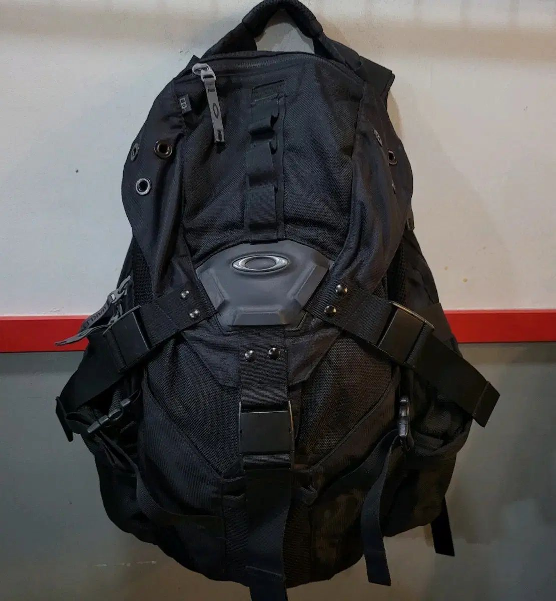 OAKLEY アイコン テクニカル バックパック