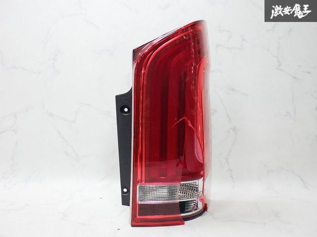 メルセデスベンツ 純正 W447 ベンツ Vクラス テールライト