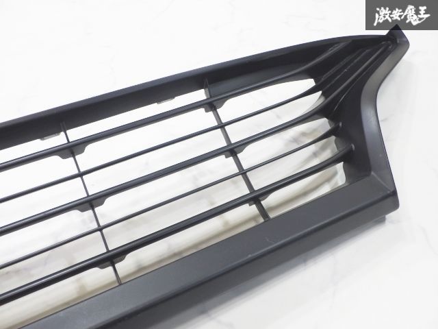 トヨタ 純正 MXPH10 MXPH15 MXPA10 KSP210 ヤリス フロント バンパー