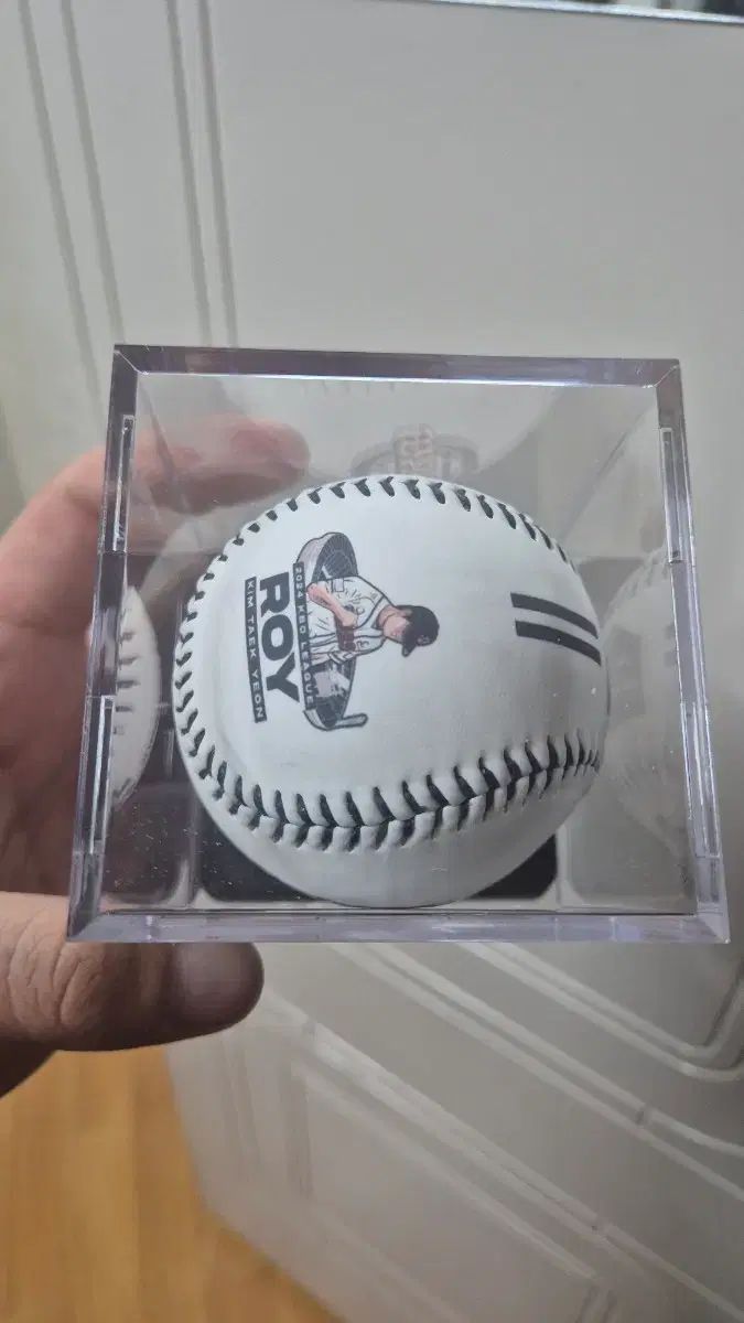 キム・テギョン新人王記念ボール サインボール - メルカリ