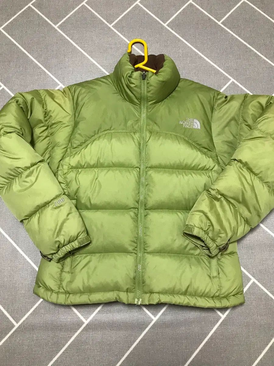 THE NORTH FACE ザノースフェイス 700 ダウン ライトグリーン