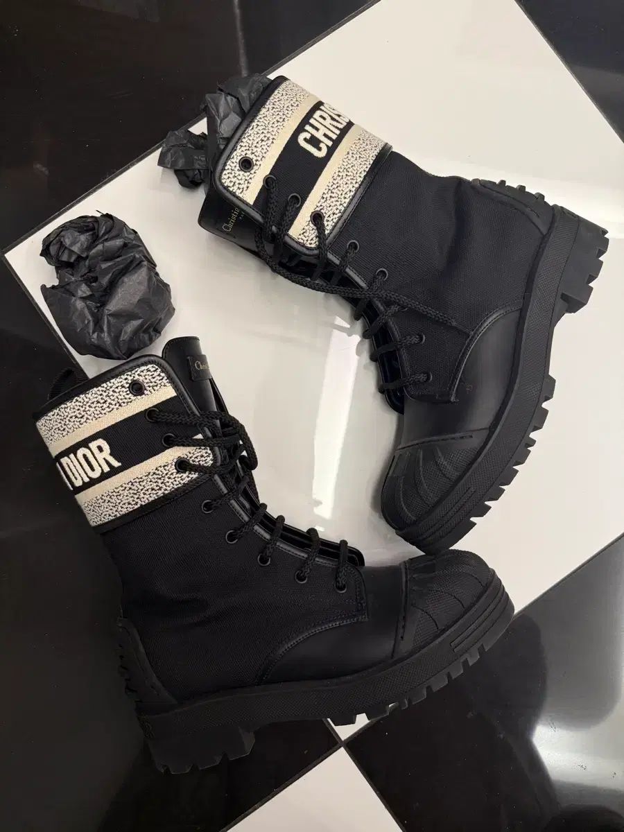 ディオール D-Major アンクルブーツ ブラック 37 5