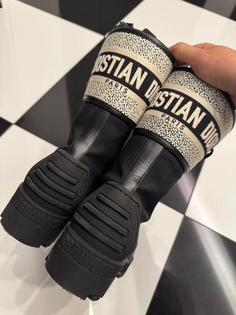 ディオール D-Major アンクルブーツ ブラック 37 5