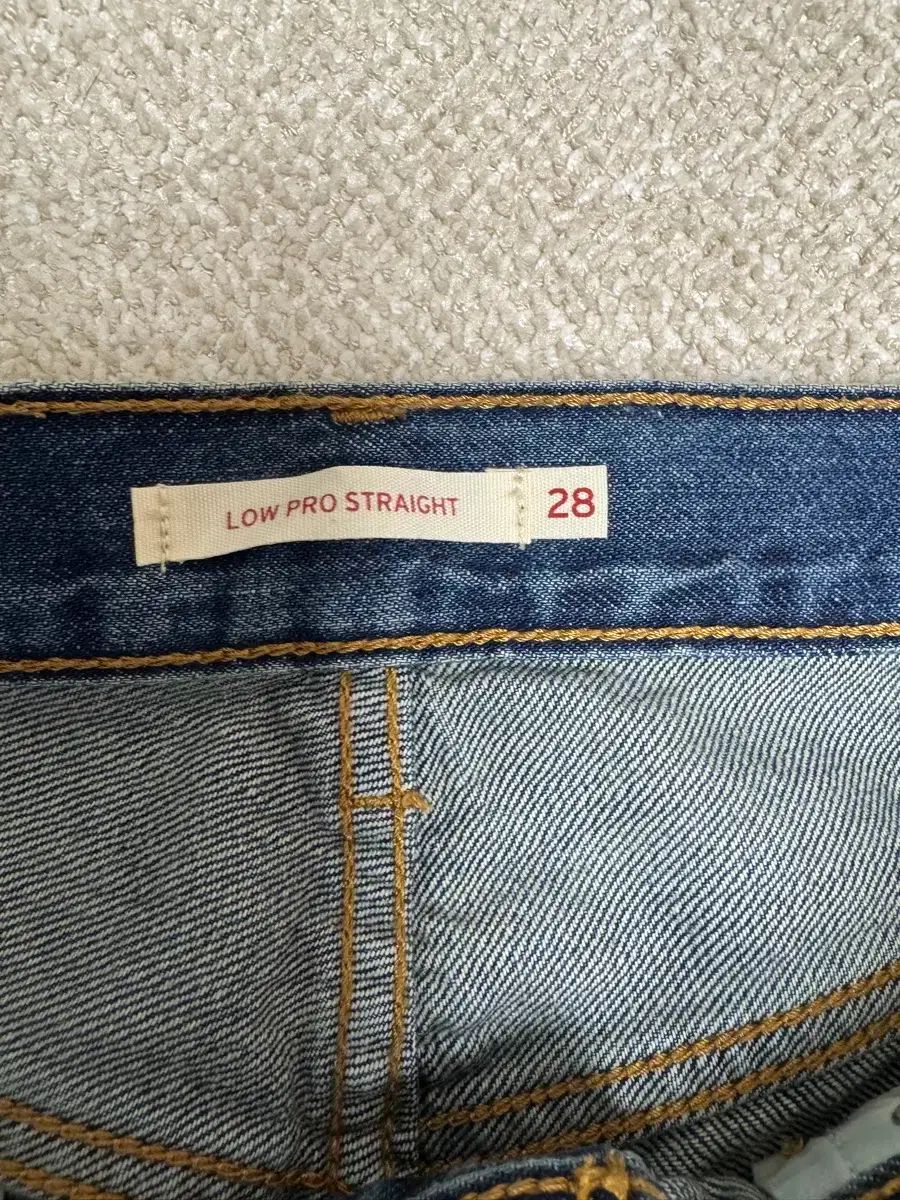 ロープロジーン DARK