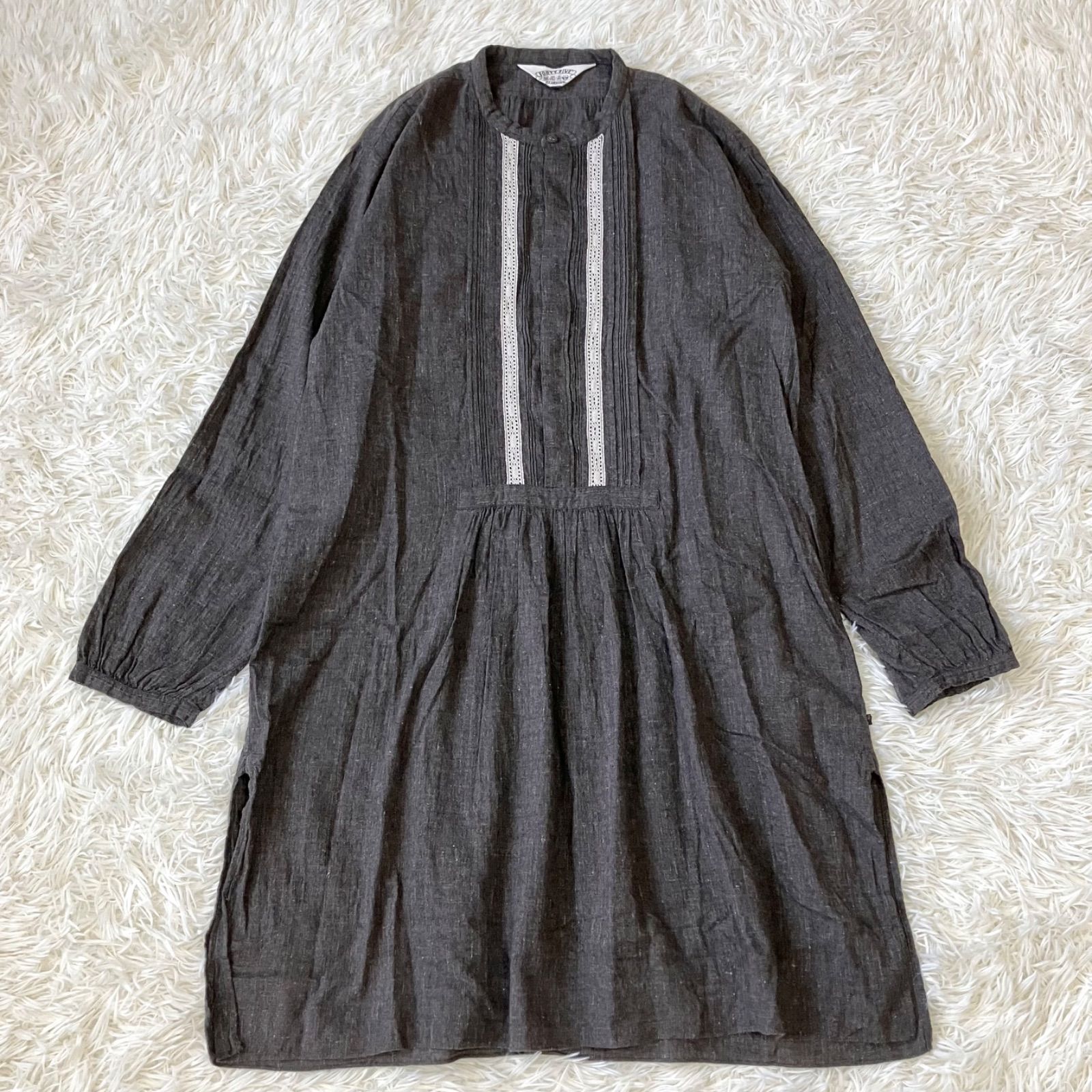 レース模様入り 長袖