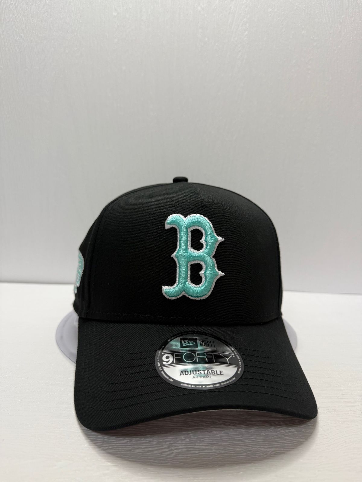 Newera ボストンレッドソックス ワールドシリーズ2004 9 forty A FRAME スナップバックキャップ ブラック