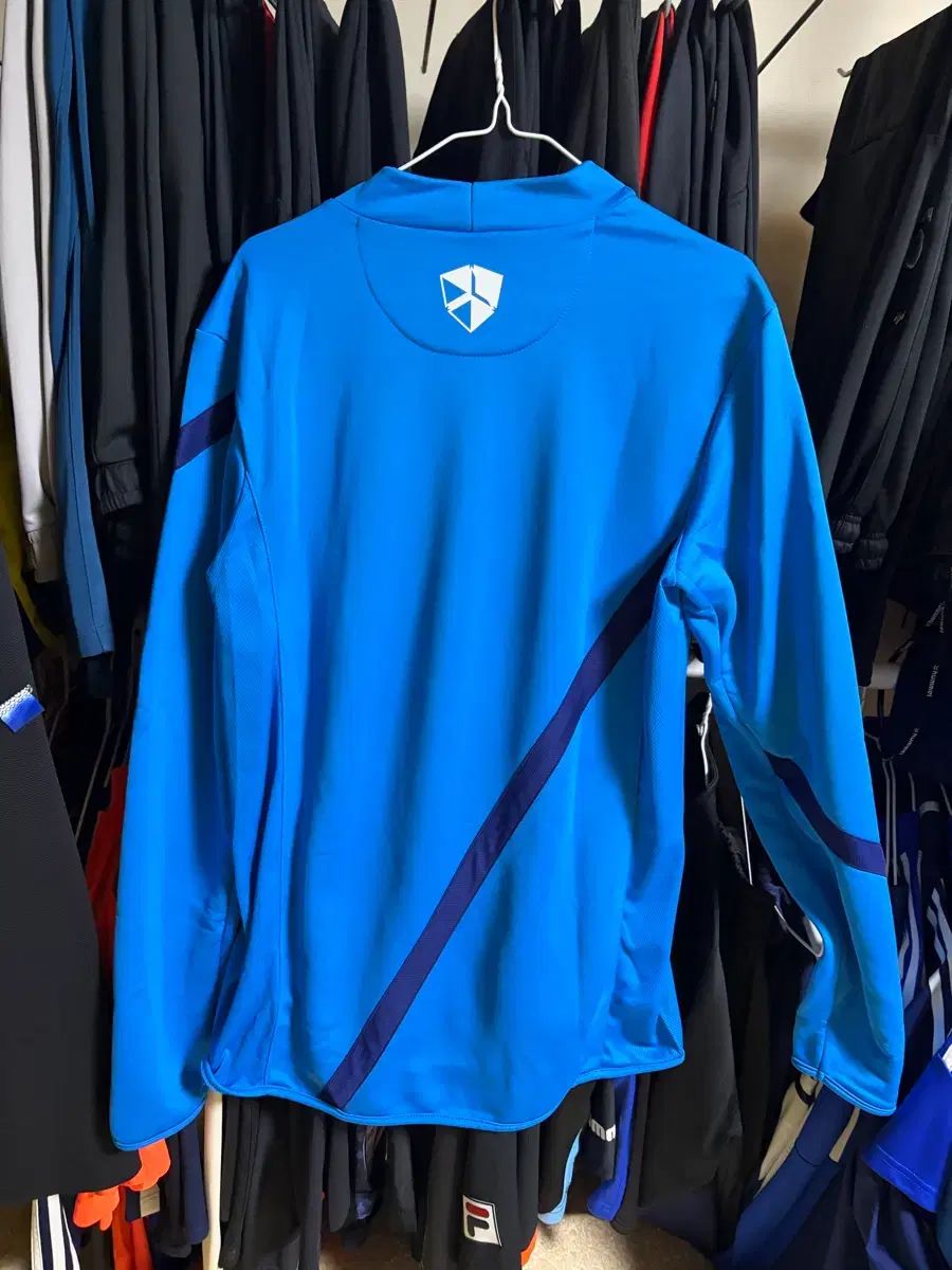 ナイキ 韓国 サッカーチーム トレーナー トップス