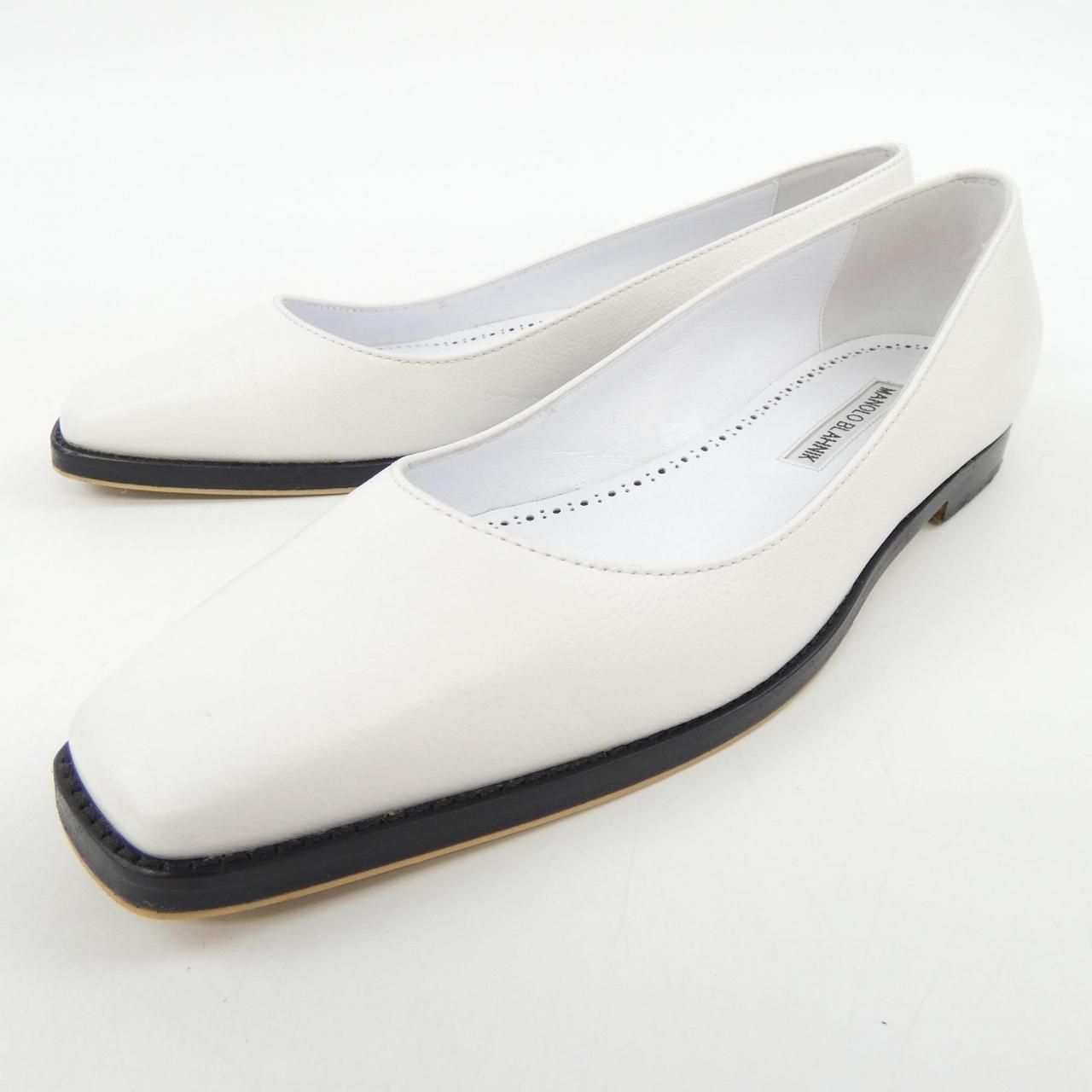 マノロブラニク