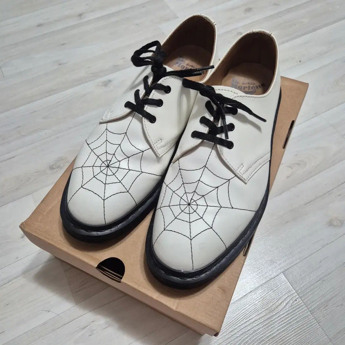 DR. MARTENS シュプリーム スパイダーウェブ us 8