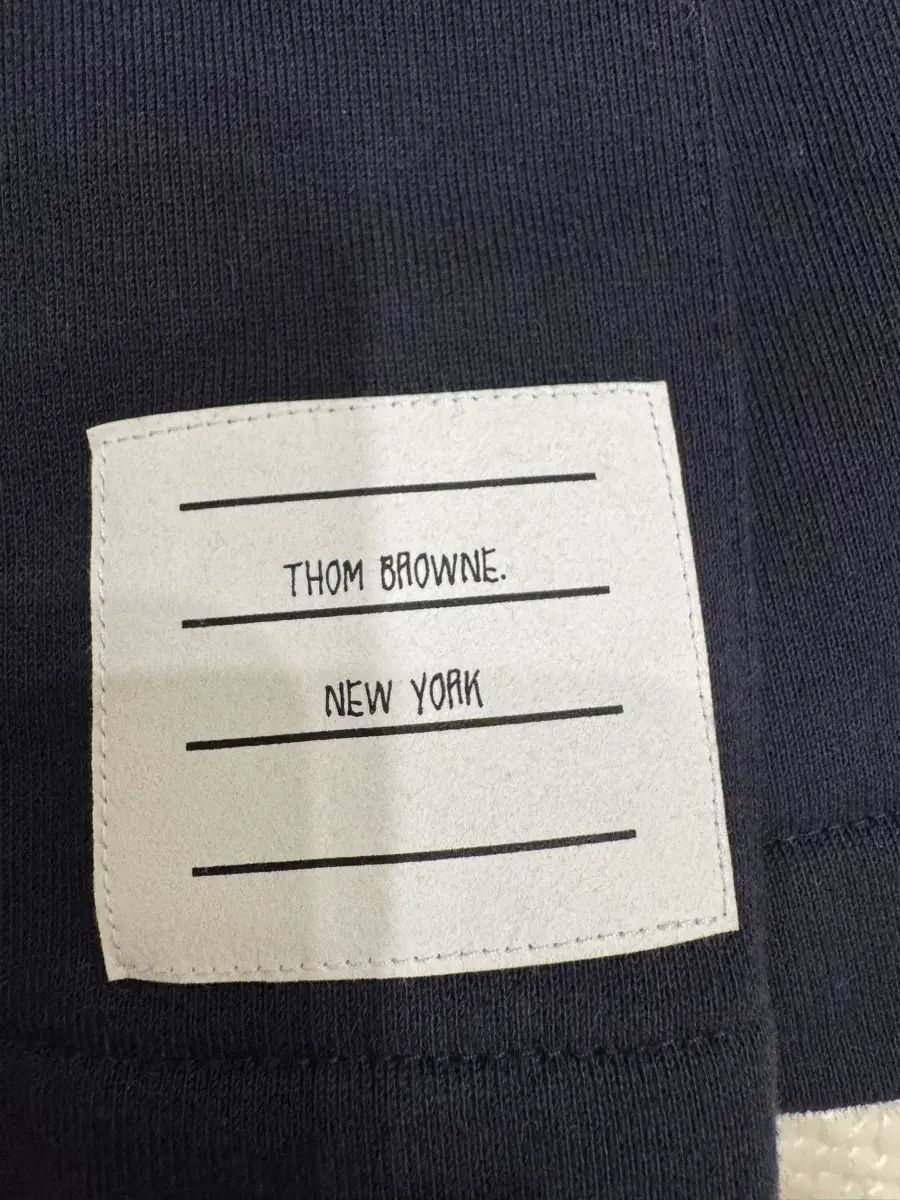 トム ブラウン プリーツ ループバッグ スカート