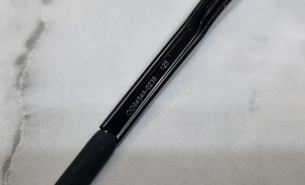 オークリー イーブイゼロ