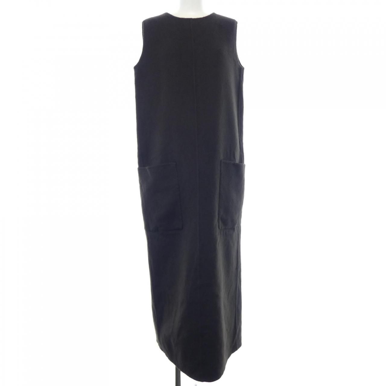 ザロウ THE ROW 591 3 W 21 04 ワンピース