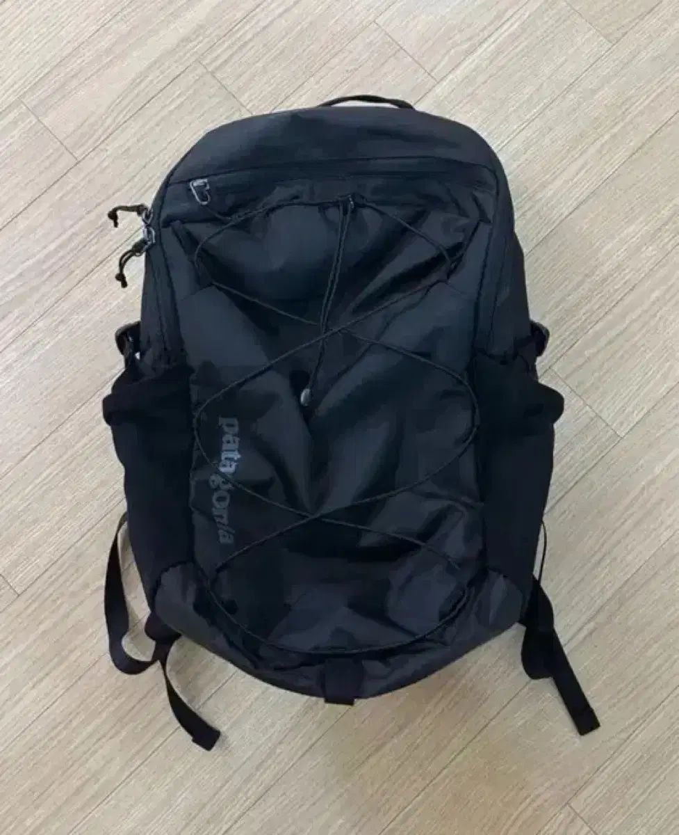 パタゴニア patagoina リー LEE リ퓨ジ o リフュージョ デイパック DAYPACK 30 L ブラック black