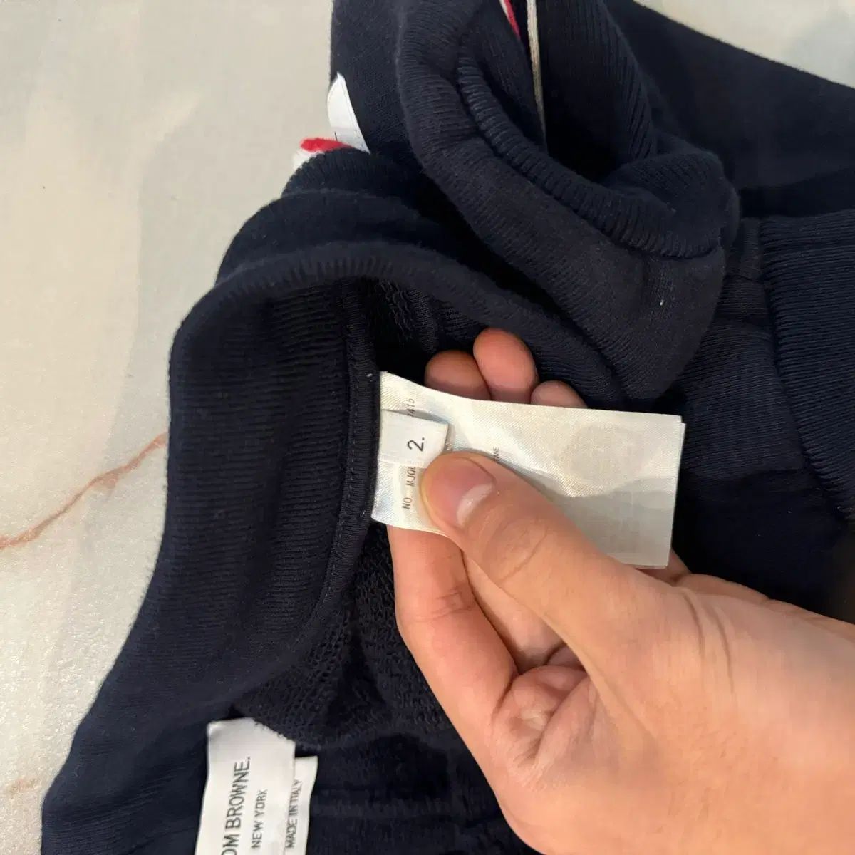 トム ブラウン 3本線 ジョガーパンツ ネイビー テーパードパンツ ベーシックカラー