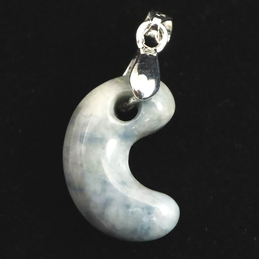 【新品未使用】希少、小滝産天然無加工の糸魚川翡翠白と青12mm美しいブレスレット 糸魚川翡翠 翡翠 水晶 ブレスレット 8mm 16.5〜18.5cm S〜LL サイズ