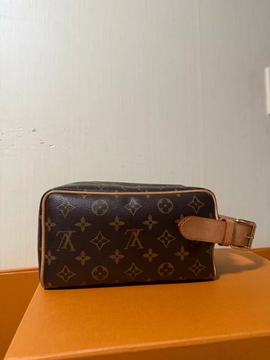 ルイヴィトン ロッカー 돕キット 新モデル