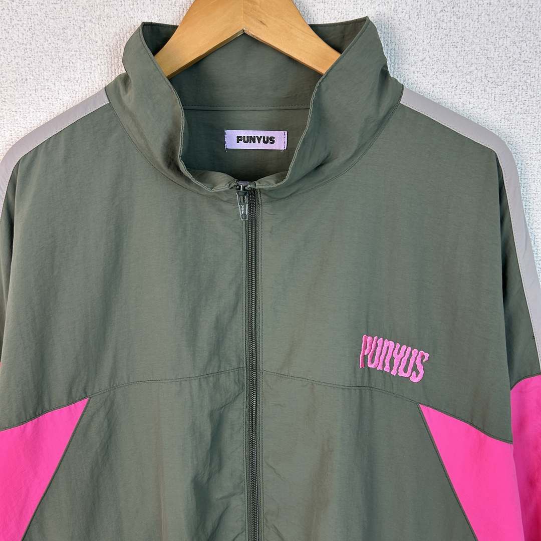 プニュズ　アウター　3 中古 PUNYUS プニュズ トラックジャケット ナイロンジャケット ロゴ刺繍