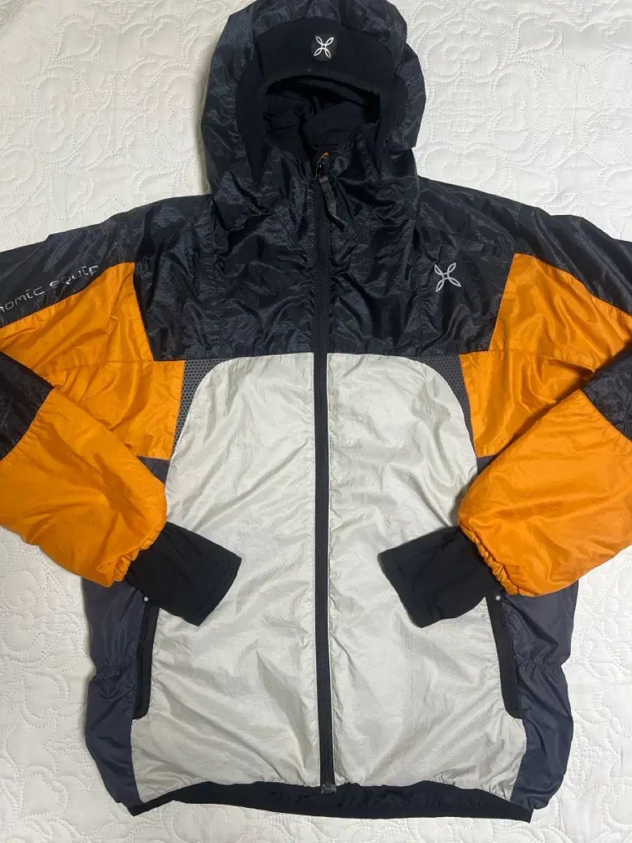 モンチュラ スカイ ジャケット M 白 オレンジ 白オレンジ