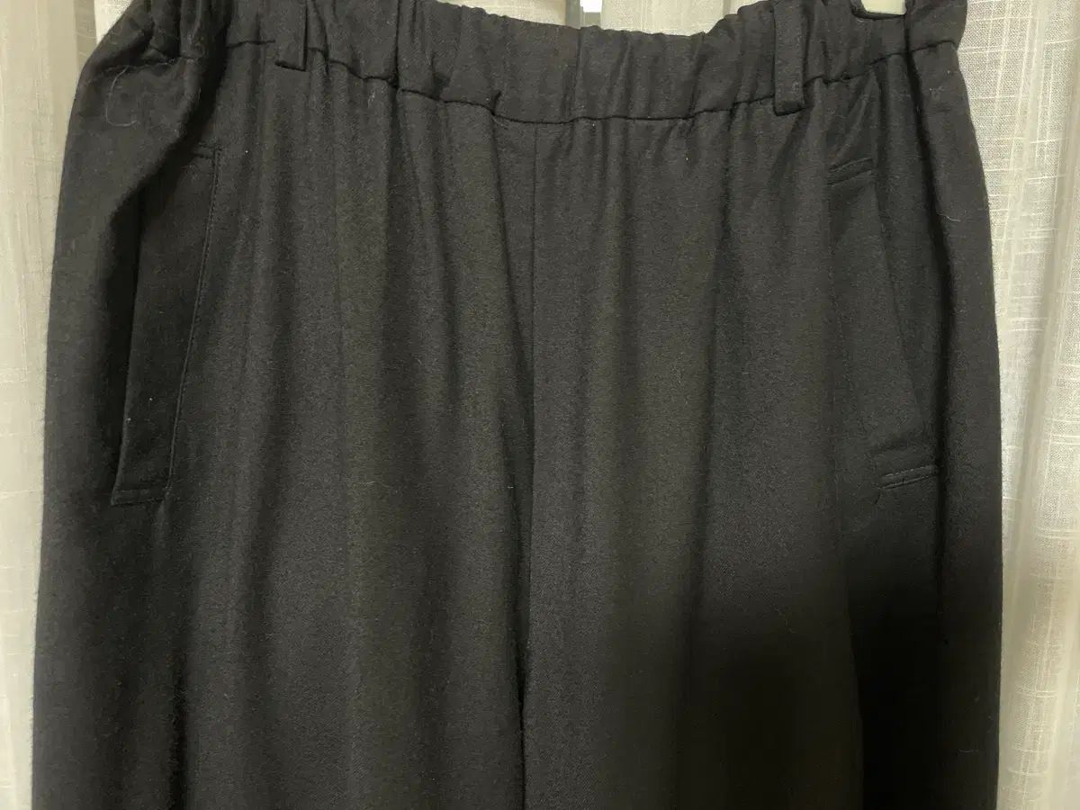 日本ブランド Yaccomaricard ウールワイドパンツ