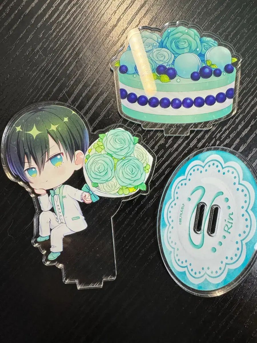 プ*ラ様 ヴィンテージカップボード～☆飾り棚/キュリオケース/食器棚