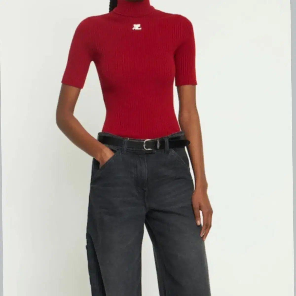 Courregesリーエディション ハイネック ロゴワッペン ニット