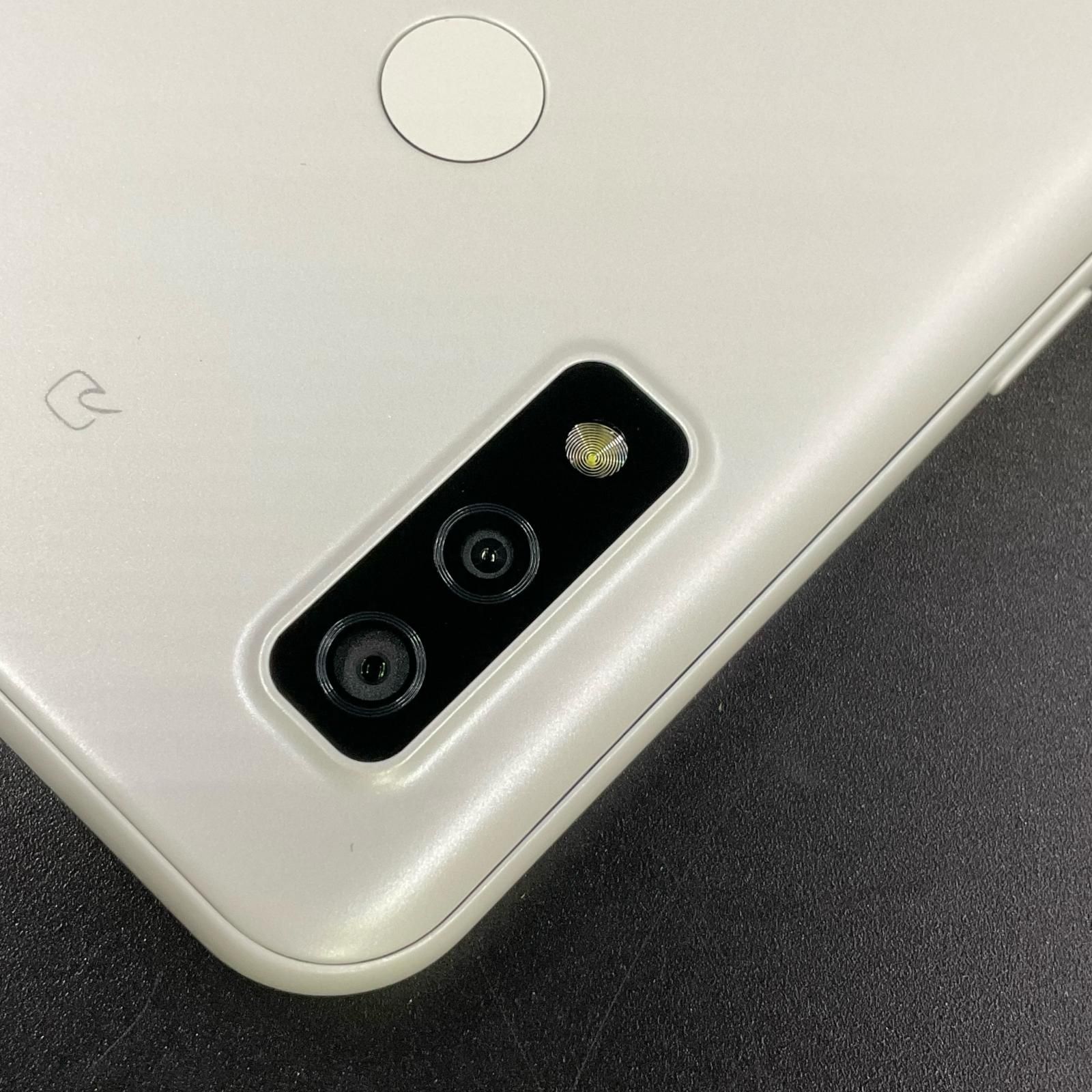 富士通 arrows We 64GB ホワイト Softbank FMSAJ3 超美品 動作確認済