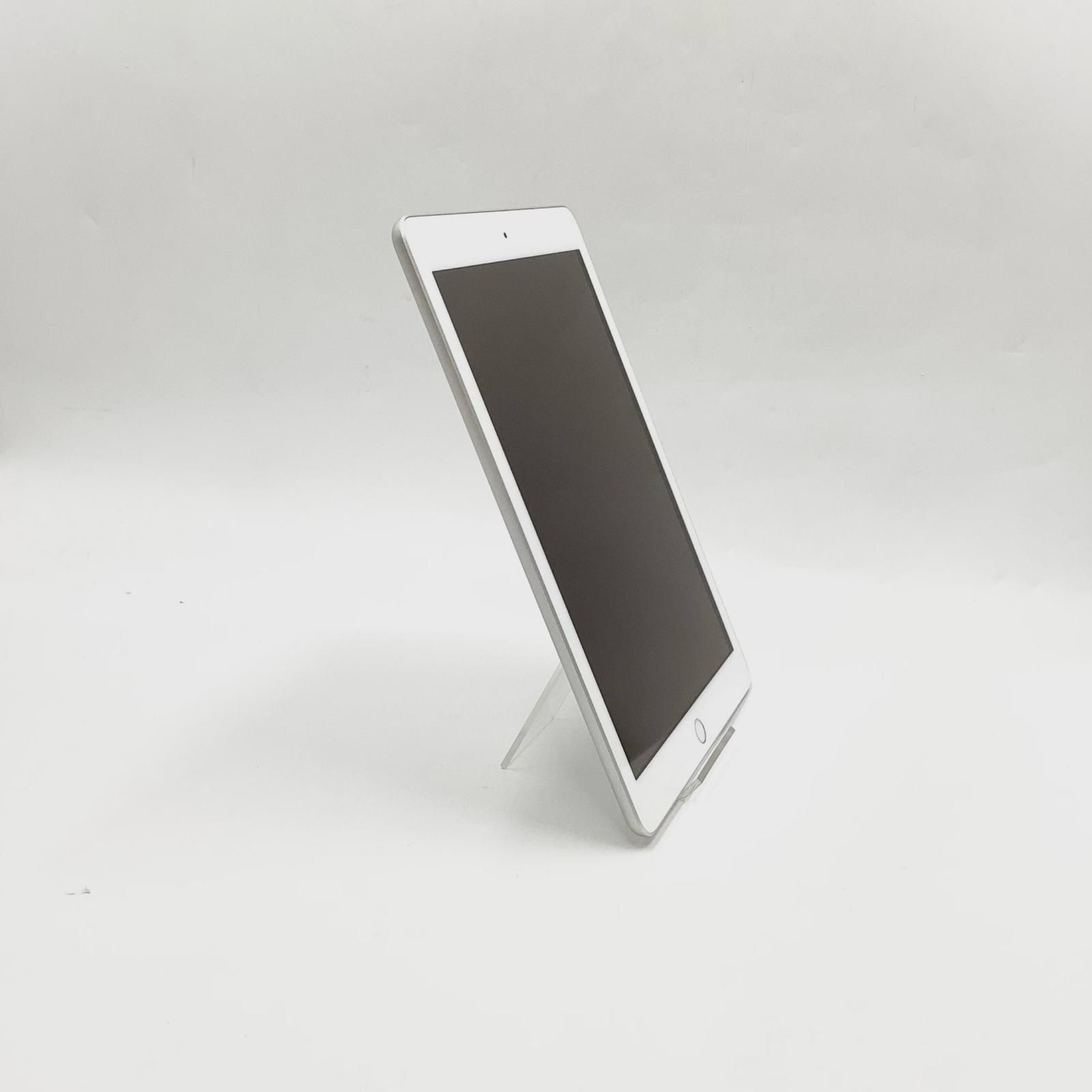 Apple iPad 第6世代 32GB シルバー Wi-Fi 動作確認済 【全額返金保証