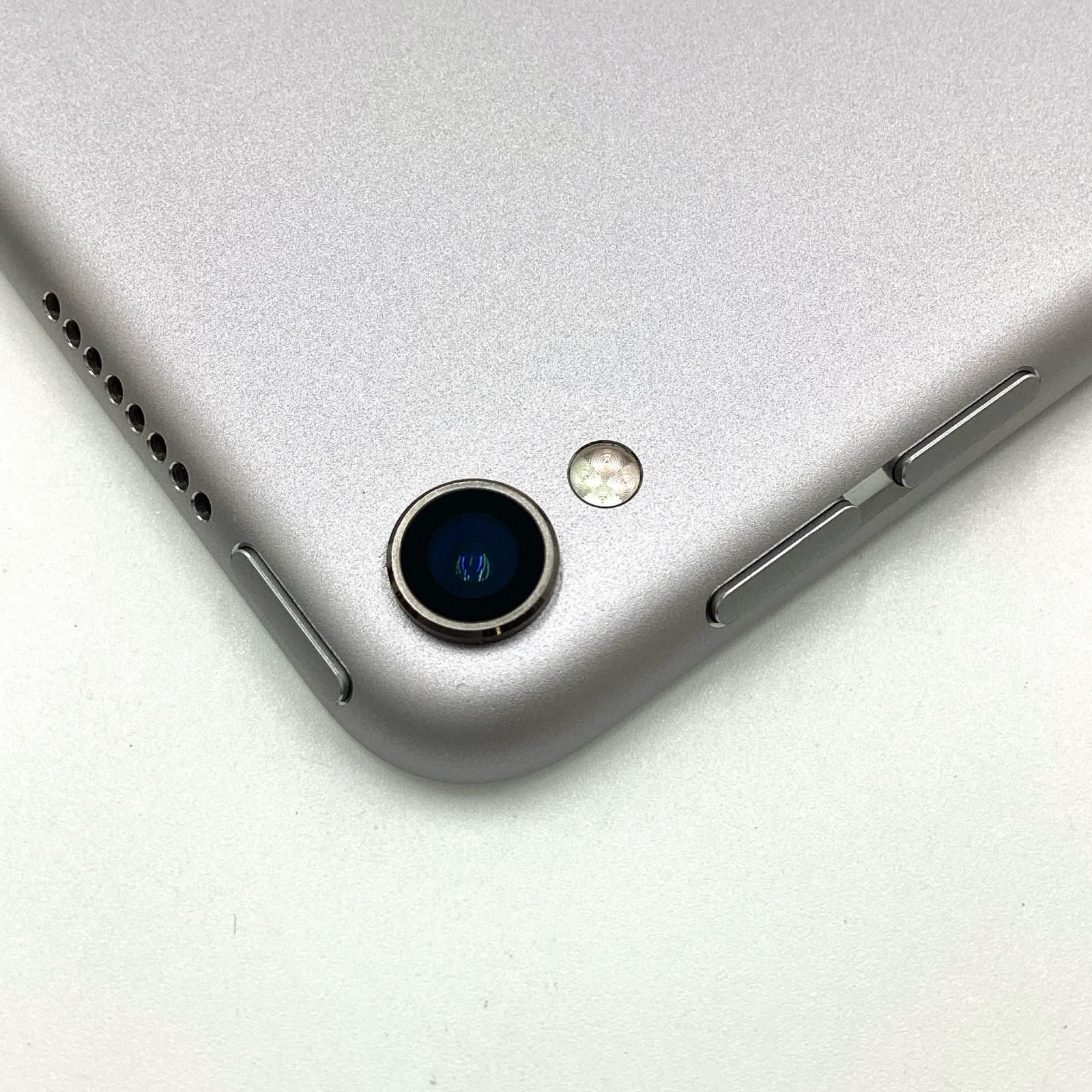 Apple iPad Pro 10.5インチ 第1世代 64GB シルバー Wi-Fi【難有