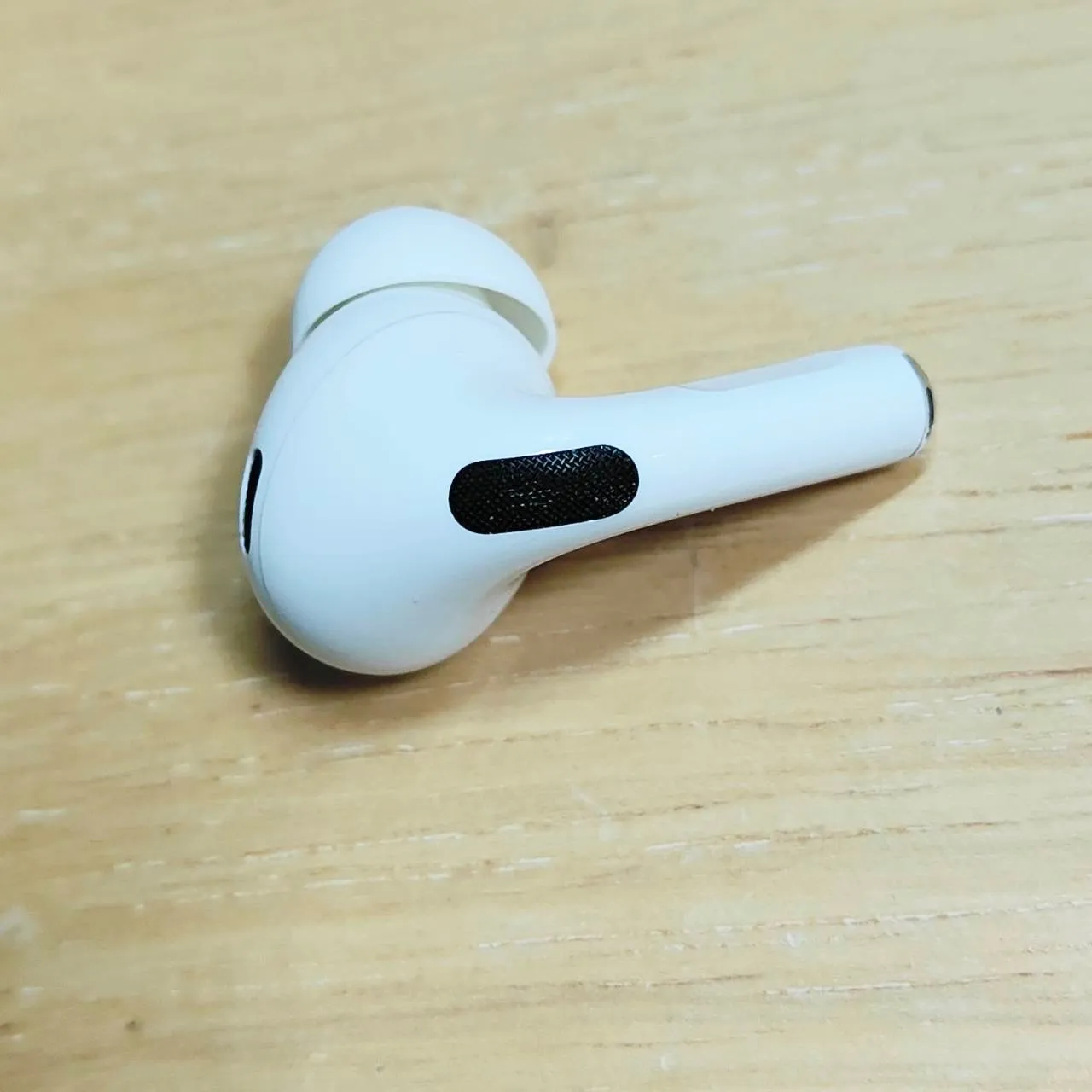 AirPods Pro 第2世代 ライトニング仕様 AirPods Pro 第2世代 Lightning