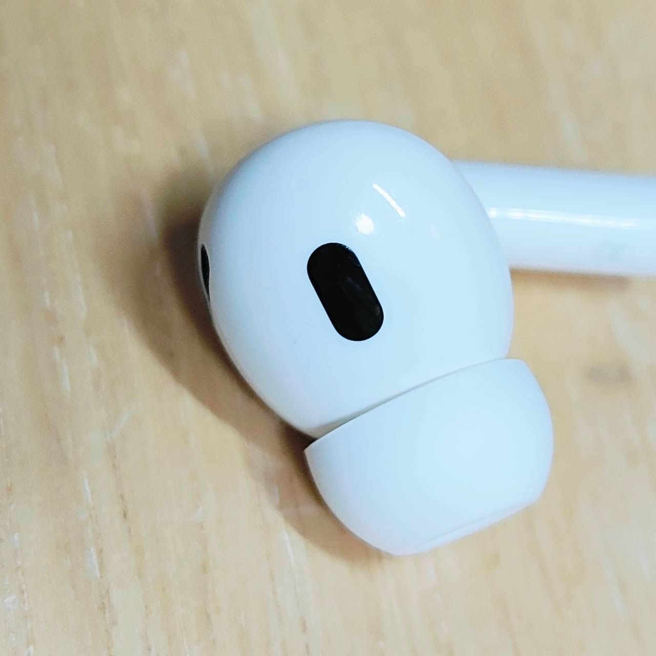 Apple AirPods Pro 2世代 片耳 R 片方 右耳 ライトニングモデル A