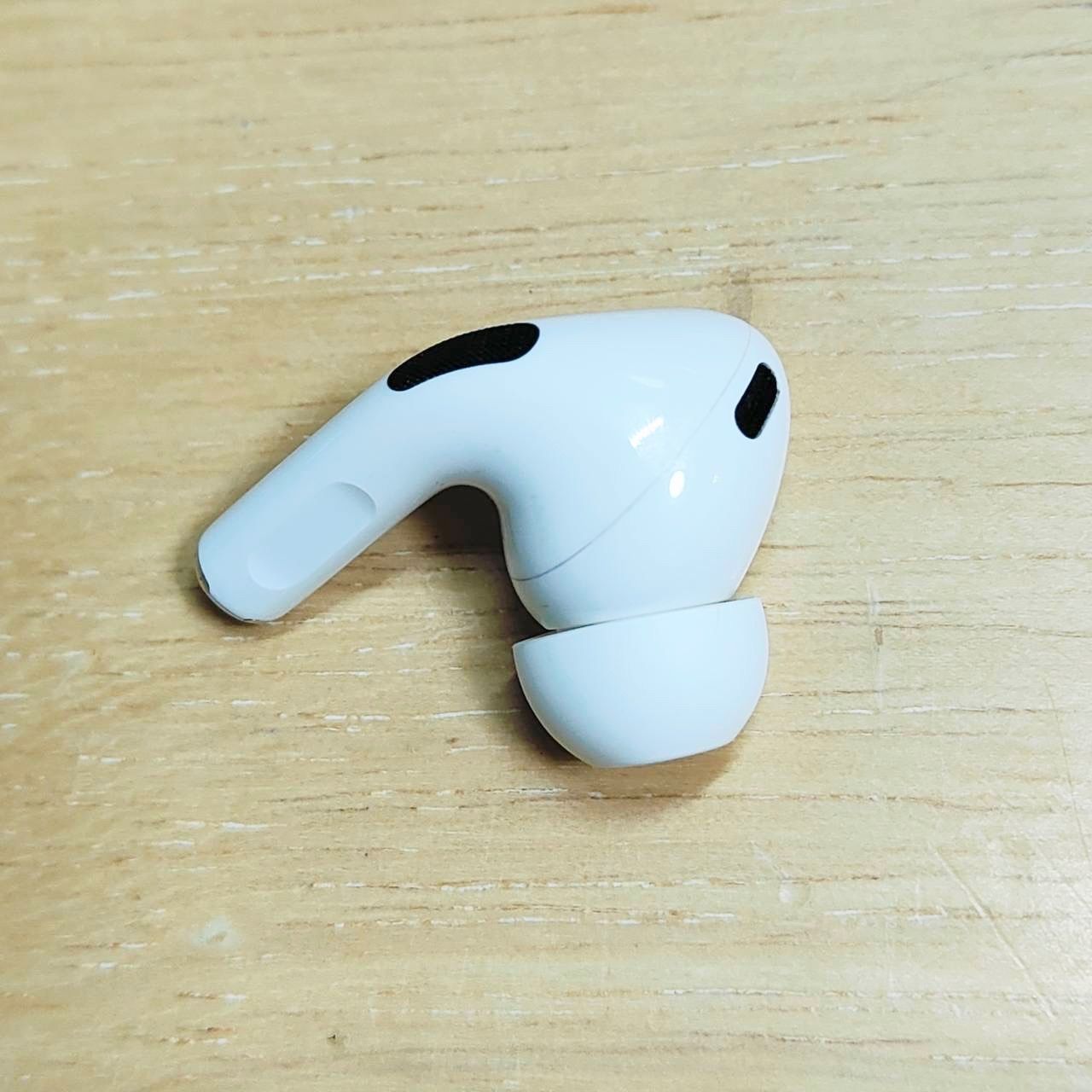 Apple AirPods Pro 2世代 片耳 R 片方 右耳 ライトニングモデル A
