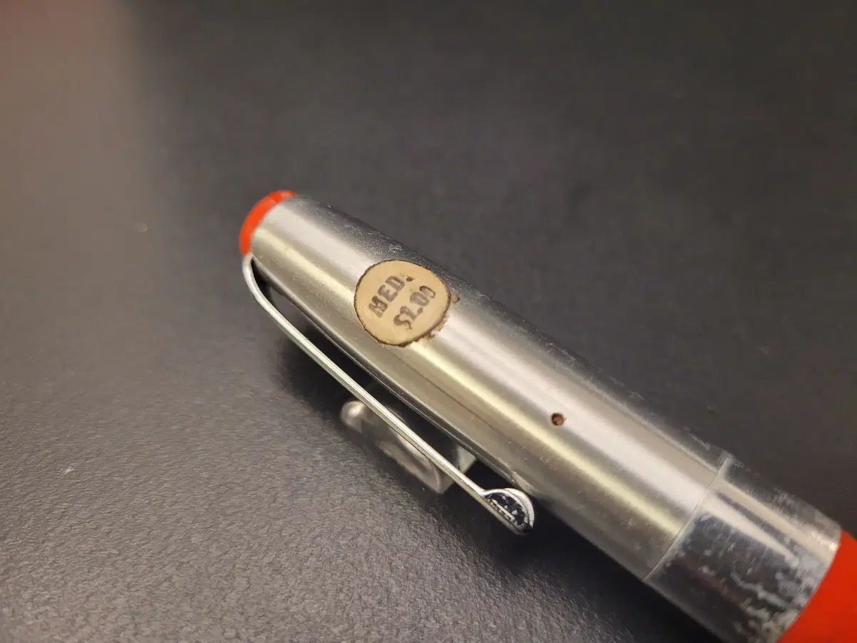 ヴィンテージ ウェアエバー レバーピラー