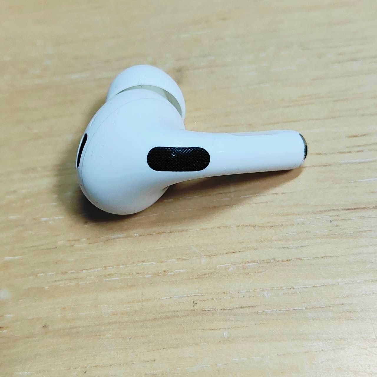 Apple AirPods Pro 2世代 片耳 R 片方 右耳 ライトニングモデル C