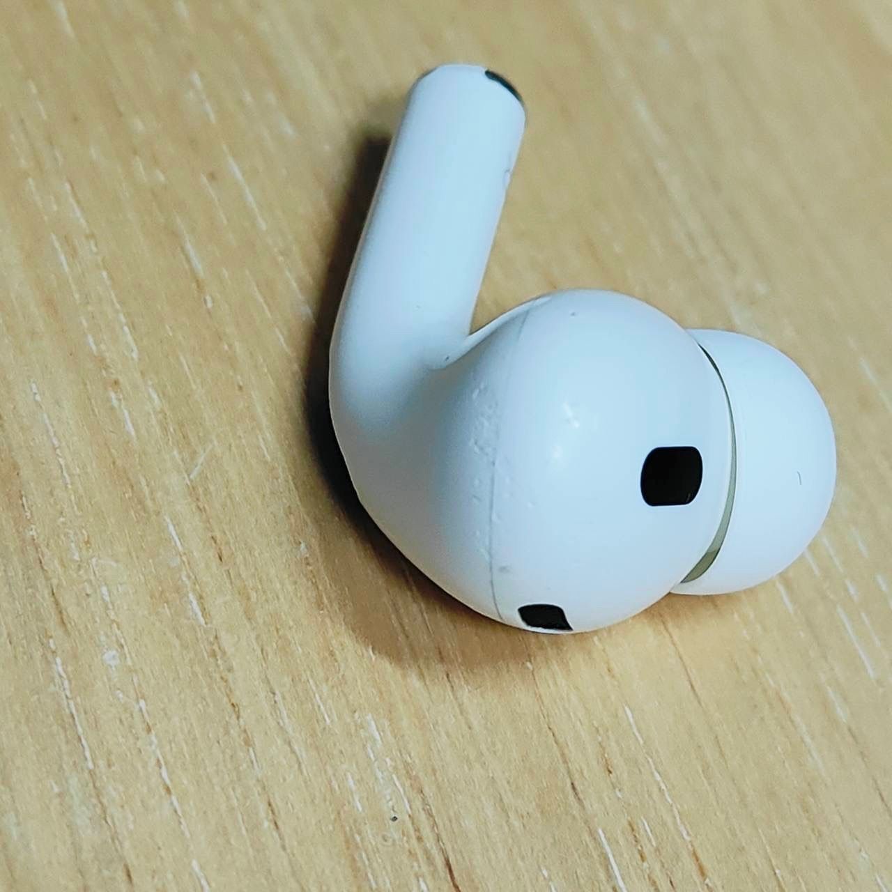 Apple AirPods Pro 2世代 片耳 R 片方 右耳 ライトニングモデル C