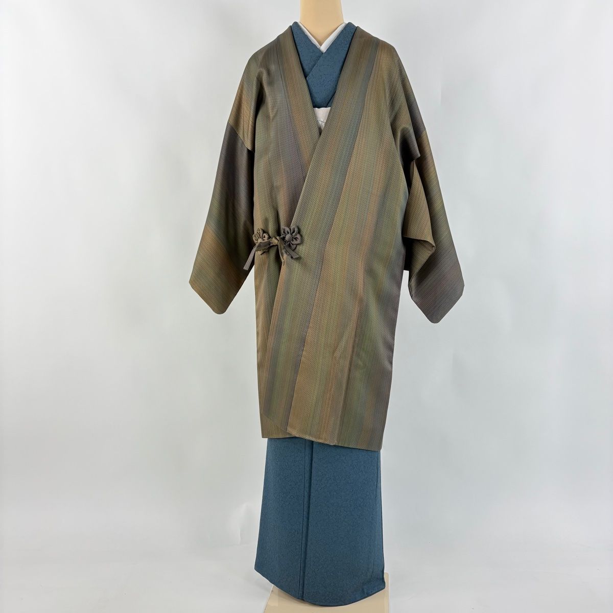 道中着 身丈102 cm 裄丈66 5 M 和装コート 縦縞 地紋 茶緑色 正絹
