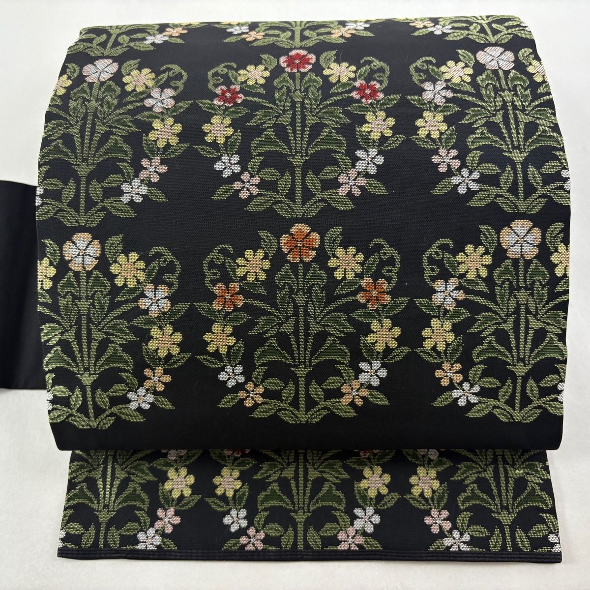 名古屋帯 秀品 川島織物 落款 草花 黒 正絹