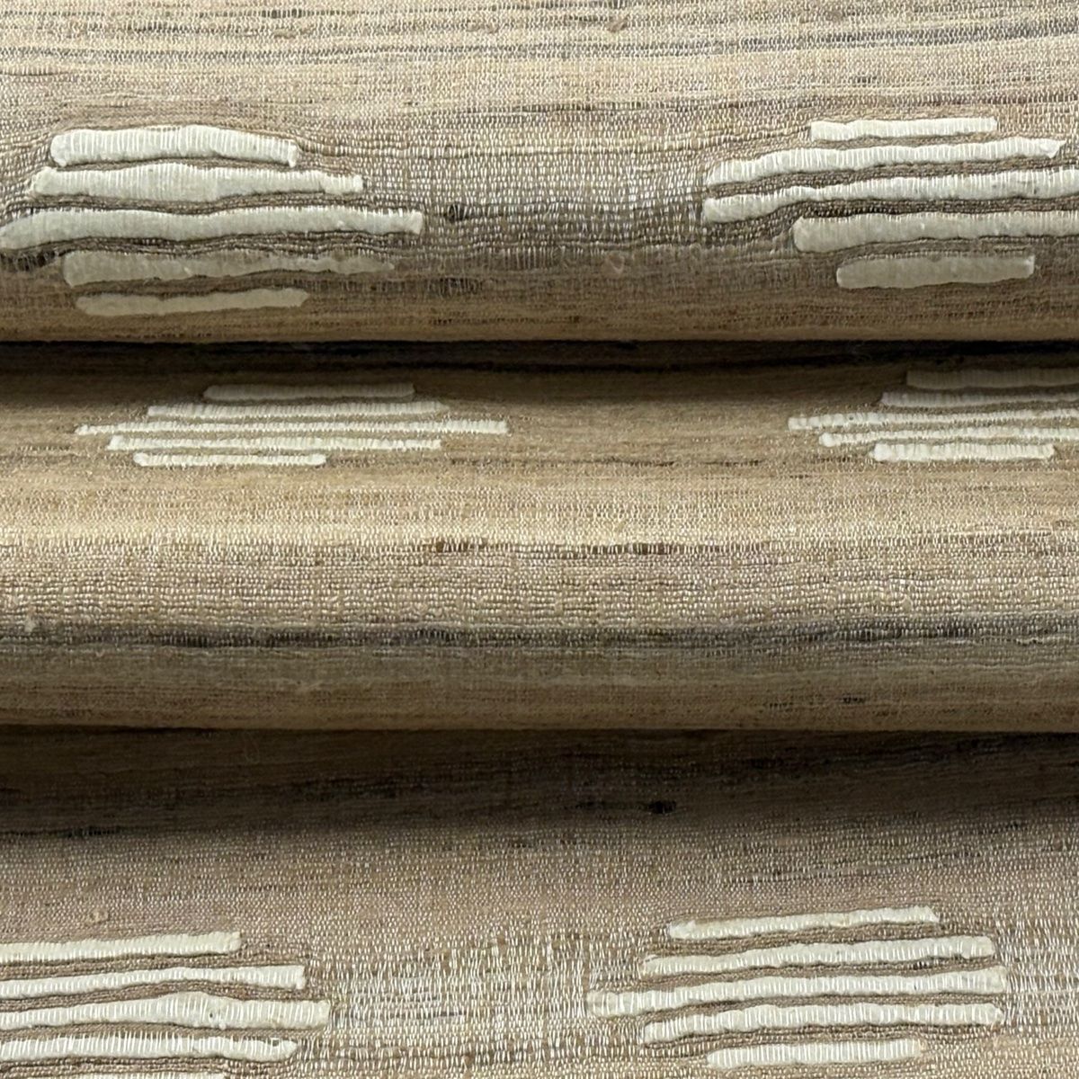 美品】 袋帯 逸品 落款 証紙 幾何学模様 野蚕糸 インドムガシルク