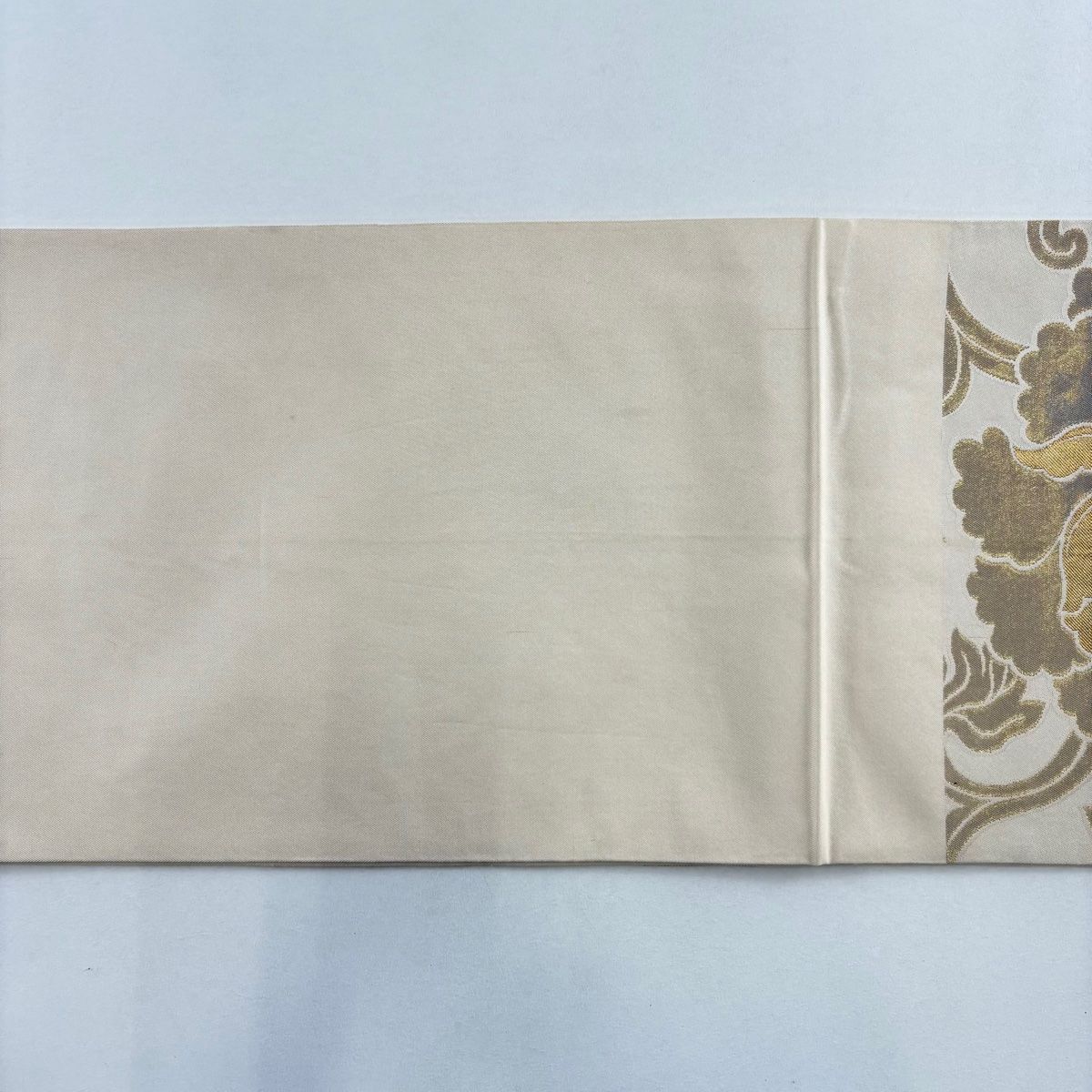 袋帯 秀品 川島織物 落款 花唐草 箔 ベージュ 六通 正絹 【中古